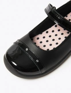 M&S Collection Kids' Leather Freshfeet™ School Shoes (8 Small - 1 Large) -School Uniform Sales Store SD 04 T72 8661B Y0 X EC 2